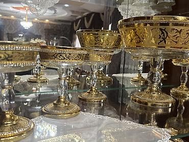 Набор декоративных ваз-менажниц на ножке - Материал: прозрачное