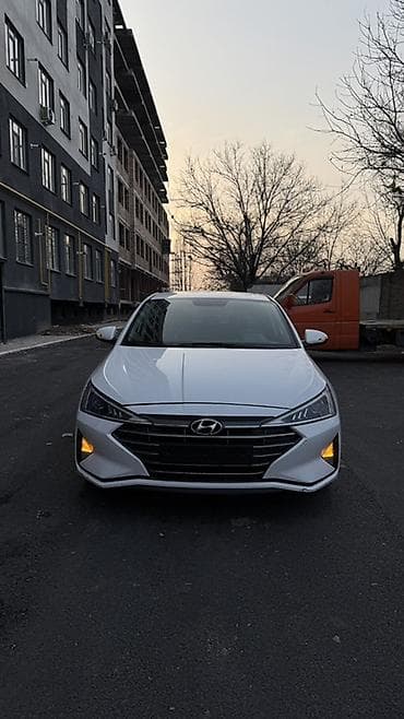 крыло срв 1: Hyundai Avante: 2019 г., 1.6 л, Типтроник, Бензин, Седан — 1