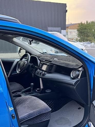 subaru 2000: Toyota RAV4: 2017 г., 2.5 л, Автомат, Бензин, Кроссовер — 7