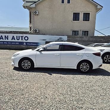 byd e9: Hyundai Avante: 2019 г., 1.6 л, Автомат, Газ, Седан — 3