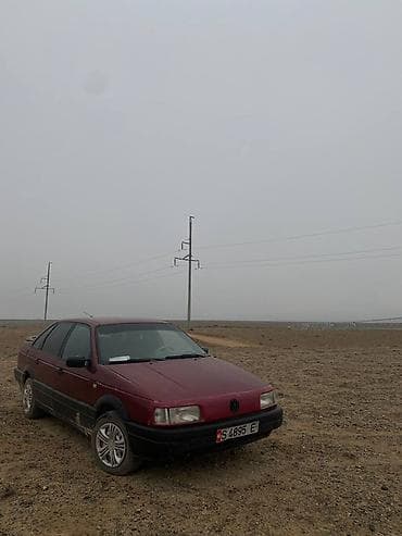 голф вариянт: Volkswagen Passat: 1988 г., 1.8 л, Механика, Седан — 1