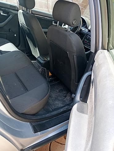 bme e39: Audi A4: 2002 г., Ручные, Бензин, Седан — 6