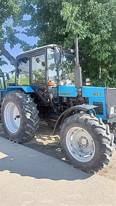 Трактор Беларус МТЗ 952.2 - Полный привод (4x4), передний и задний