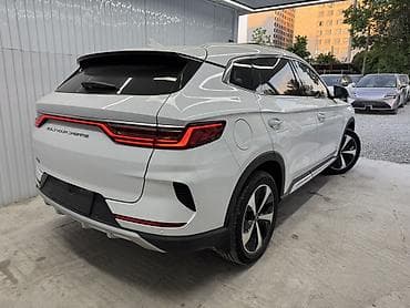 BYD Song Plus: 2021 г., Электромобиль, Кроссовер — 3