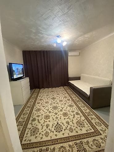 Продаю 2х ком кв в г Карабалта.в верхнем районе в самом уентре.все в