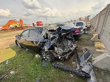 свет для видео: Toyota Camry: 2017 г., 2.5 л, Автомат, Гибрид, Седан — 3