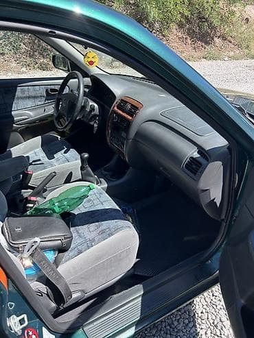 Продажа авто: Mazda 626: 2000 г., 2 л, Механика, Бензин, Универсал — 9