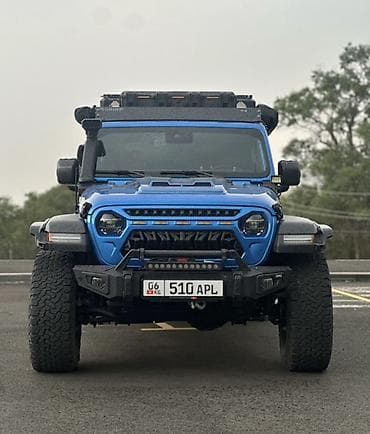 солнеч: Jeep : 2020 г., 3.6 л, Автомат, Бензин, Пикап — 9