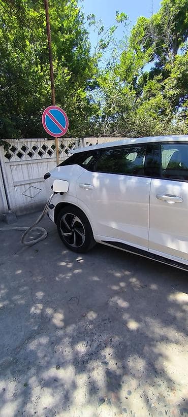 чанган уни к: Changan Uni-Z: 2026 г., 1.5 л, Вариатор, Гибрид, Кроссовер — 2
