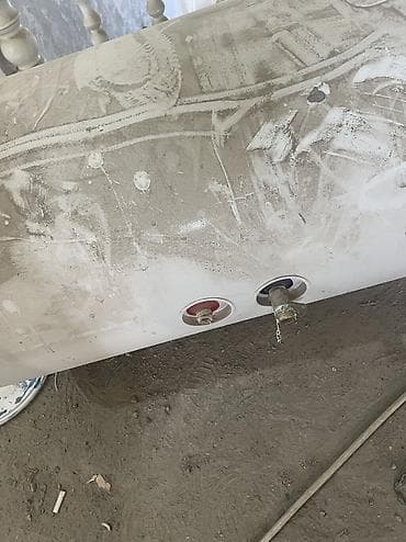 Накопительный водонагреватель Объем бака: 100 л, Ariston, Электрический, Регулятор температуры, Б/у — 2