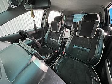 x5 2003: Toyota Ist: 2003 г., 1.3 л, Автомат, Бензин, Хэтчбэк — 5