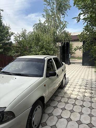 аскар авто дубай: Daewoo Nexia: 2008 г., 1.5 л, Кол менен иштөөчү, Бензин, Седан — 2