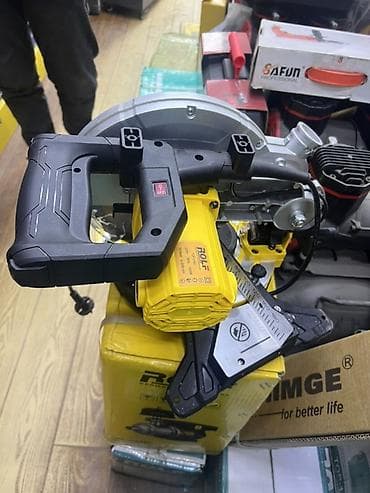 mdf: Торцовочная пила ROLF TOP-210Q Основные характеристики: - Диаметр — 4