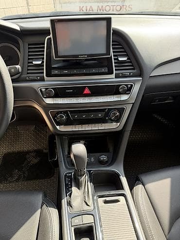 sanat: Hyundai Sonata: 2020 г., 2 л, Автомат, Газ, Седан — 4