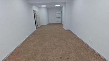 Недвижимость: Сдается офис на первой линии 142 м2 2 этаж Цена: с мебелью 16$ за — 3