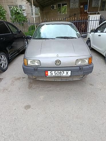 обмен на пасат: Volkswagen Passat: 1988 г., Ручные, Бензин, Седан — 2