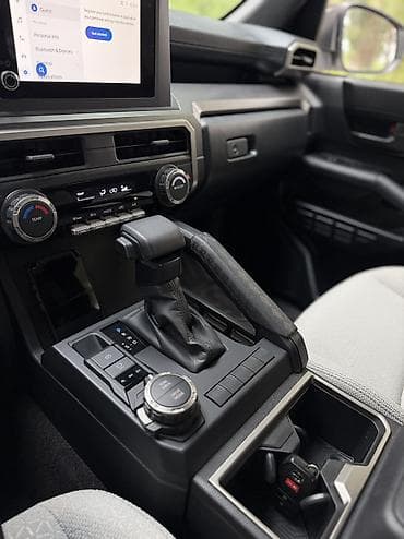 Транспорт: Toyota 4Runner: 2025 г., Автомат, Бензин, Внедорожник — 7