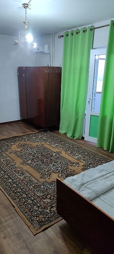 Бөлмөлөр: Сдаётся однокомнатная квартира в центре, район ЦУМа, ГУМ,Дордой Плаза — 2