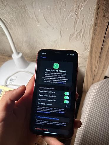 айфон бу xr: IPhone Xr, Б/у, 64 ГБ, Красный, Чехол, 89 % — 3
