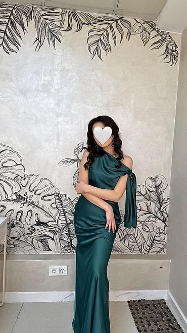 Вечернее платье, Русалка, Длинная модель, Атлас, Один рукав, S, M