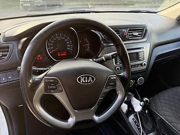 ravon jentra: Kia Rio: 2017 г., 1.6 л, Автомат, Бензин, Седан — 4