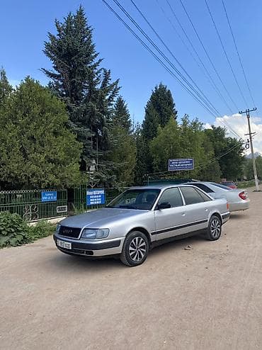 аудио техника: Audi 100: 1991 г., 2 л, Механика, Бензин — 5