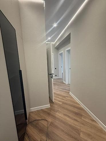 натяжные потолки матовые: 2 комнатная, полноценная квартира. Современная отделка санузла и — 1