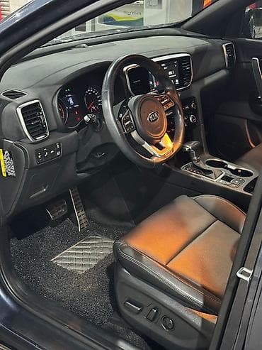 Продажа авто: Kia Sportage: 2019 г., 2 л, Автомат, Дизель, Кроссовер — 10