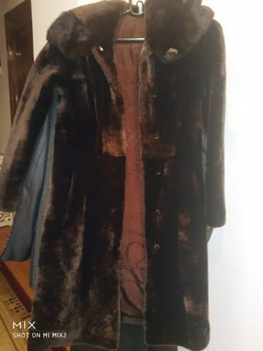 мутоновые шубы: Распродажа!Шуба МУТОН новое обсолютно, с норковым копешоном 42 — 2