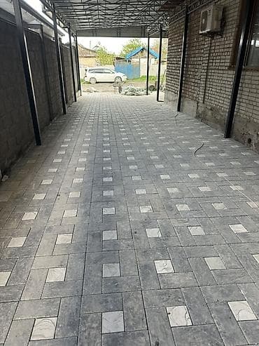 Тротуарная плитка «мраморный микс» (серо-белая), укладка под ключ -