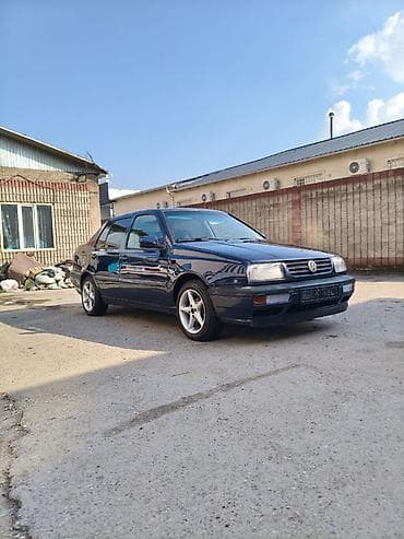 golf vento: Volkswagen Vento: 1993 г., Седан — 1