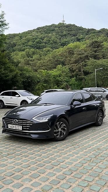 Hyundai Sonata: 2021 г., 2 л, Автомат, Бензин, Фастбек at lalafo.kg Hyundai Sonata: 2021 г., 2 л, Автомат, Бензин, Фастбек