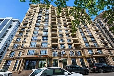 южные мкр: 4 комнаты, 184 м², Элитка, 4 этаж, Дизайнерский ремонт — 1