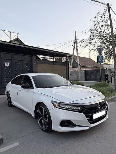 Honda Accord: 2021 г., 1.5 л, Автомат, Бензин, Седан