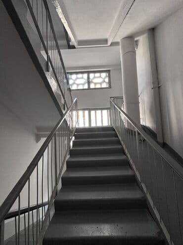 2 комнатные квартиры в бишкеке продажа: 2 комнаты, 62 м², 106 серия, 2 этаж, Евроремонт — 25