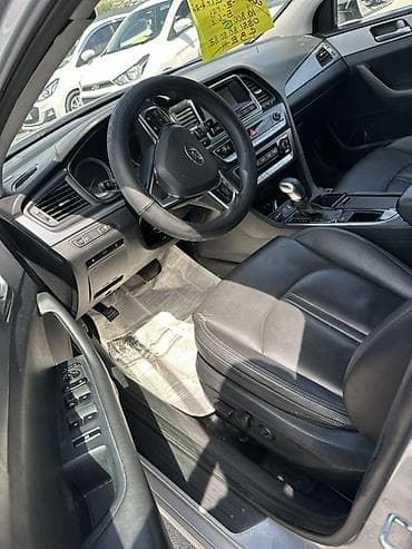 bmw ix3: Hyundai Sonata: 2021 г., Седан — 6