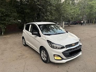 Chevrolet Spark: 2019 г., 1 л, Вариатор, Бензин, Хэтчбэк