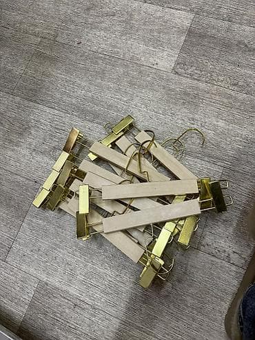 Вешалки, плечики, Б/у, Платная доставка, Самовывоз