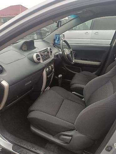 tayota funcargo: Toyota Ist: 2004 г., 1.5 л, Автомат, Бензин, Кроссовер — 6