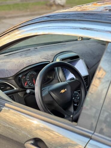 продаю авто с последующим выкупом: Chevrolet Spark: 2019 г., 1 л, Автомат, Бензиновая, Хэтчбэк — 4