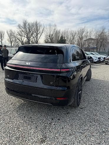 shevrolet volt: Lixiang L7: 2025 г., Электромобиль — 3