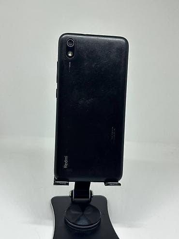 Техника и электроника: Redmi, Redmi 7A, Б/у, 32 ГБ, цвет - Черный, 2 SIM — 4