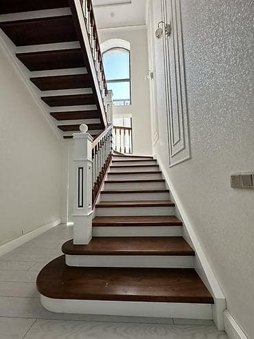 Аренда домов: 320 м², 5 комнат — 5