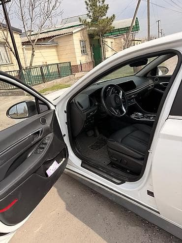 чанган машина: Hyundai Sonata: 2021 г., Седан — 6