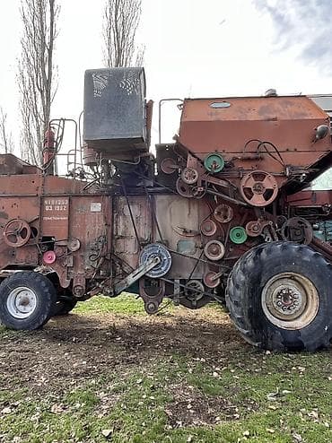 жылга сай арча бешик: Продаю два комбайна Енисей в среднем состоянии на ходу по 400тыс сом — 4