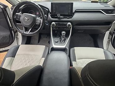 2020: Toyota RAV4: 2020 г., 2.5 л, Автомат, Гибрид, Кроссовер — 8