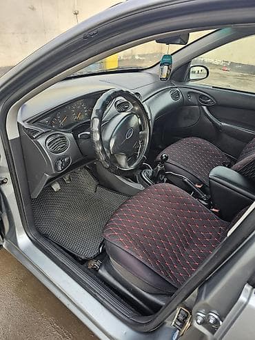Продажа авто: Ford Focus: 2003 г., 1.8 л, Механика, Бензин, Хэтчбэк — 5