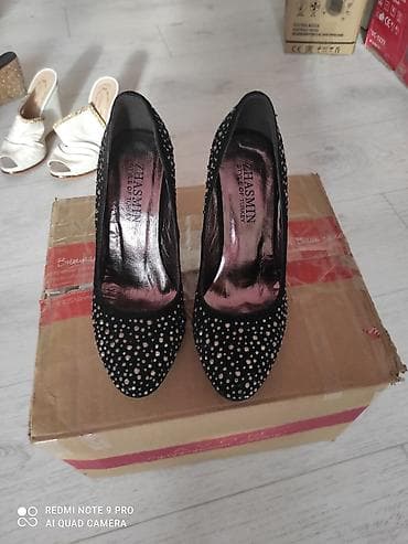 каблуки 35 размер: Листайте, туфли все 34-35размера, на каблуках, на худую ногу — 4