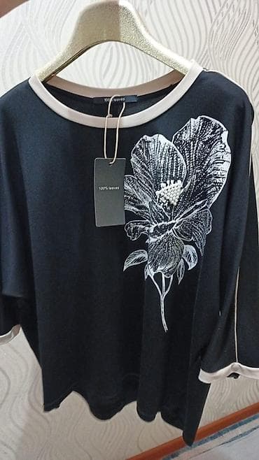 Женская блуза/лонгслив 100% Leaves Размеры : 48- 52 - Цвет: черный с