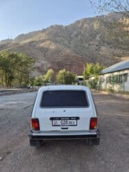 авто в кредит без первоначального взноса бишкек: ВАЗ (ЛАДА) 4x4 Нива: 2005 г., 1.7 л, Механика, Бензин, Внедорожник — 6